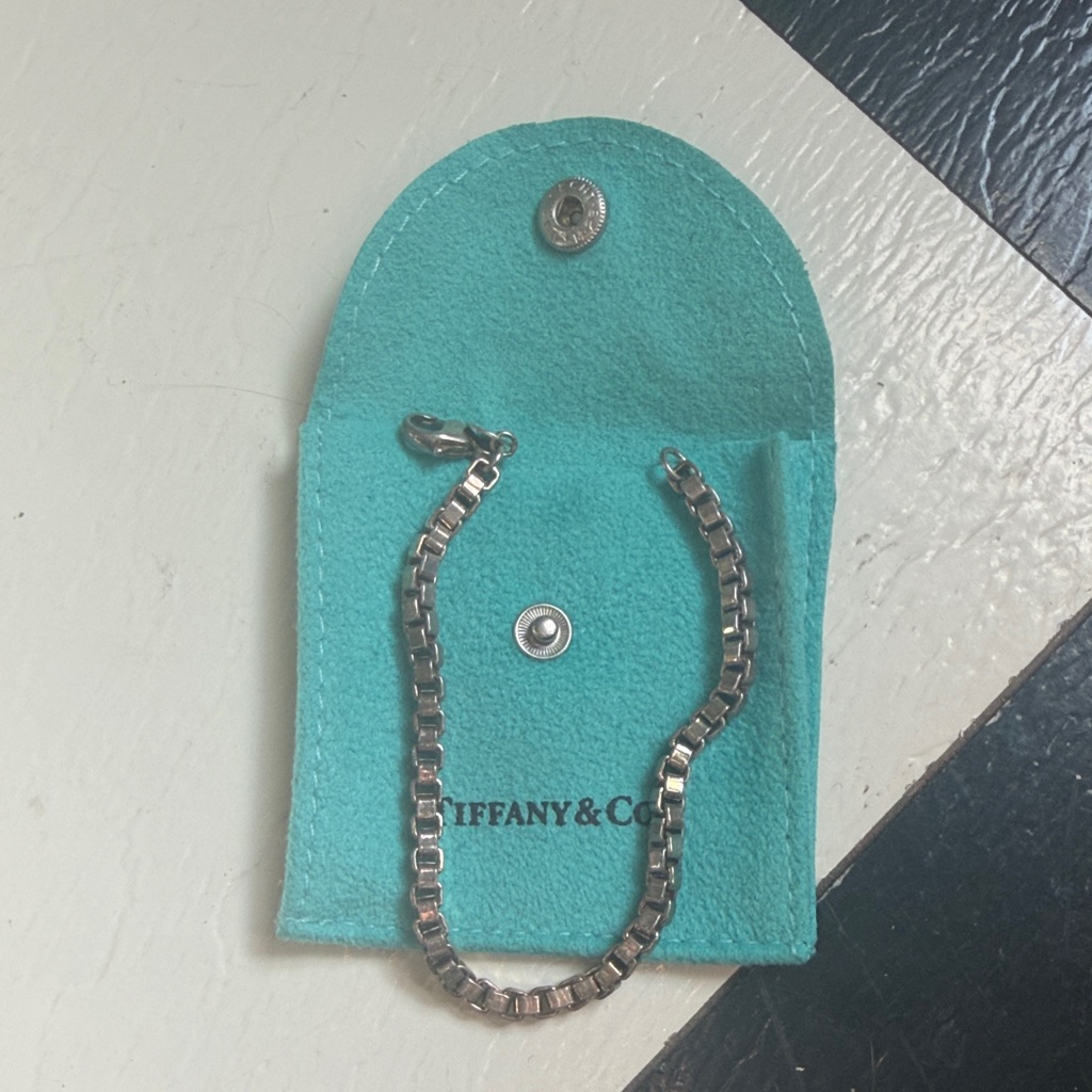 Tiffany & Co. Silver Chain Bracelet With Teal Pouch